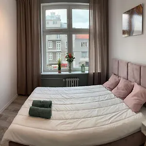 Olivier House Old Town Apartment